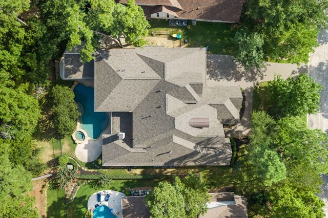 98 W Ambassador Bend, The Woodlands, TX 77382