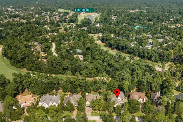 98 W Ambassador Bend, The Woodlands, TX 77382
