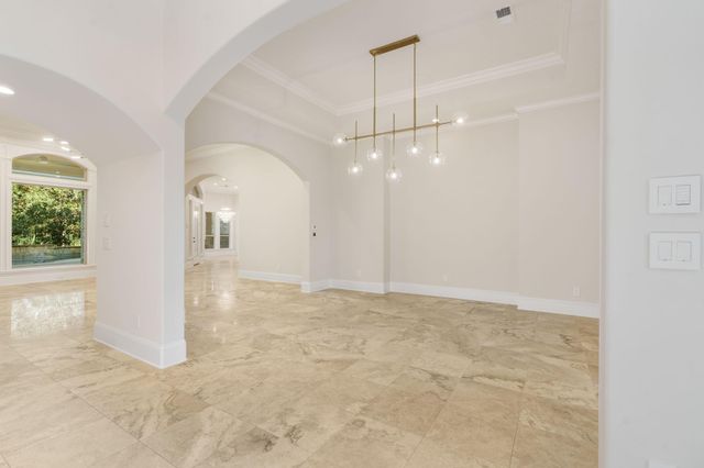 98 W Ambassador Bend, The Woodlands, TX 77382