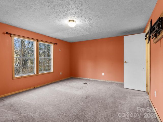 205 Kirk Way, Candler, NC 28715