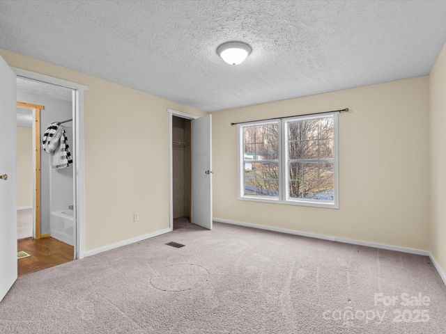 205 Kirk Way, Candler, NC 28715