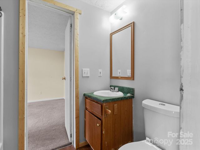 205 Kirk Way, Candler, NC 28715