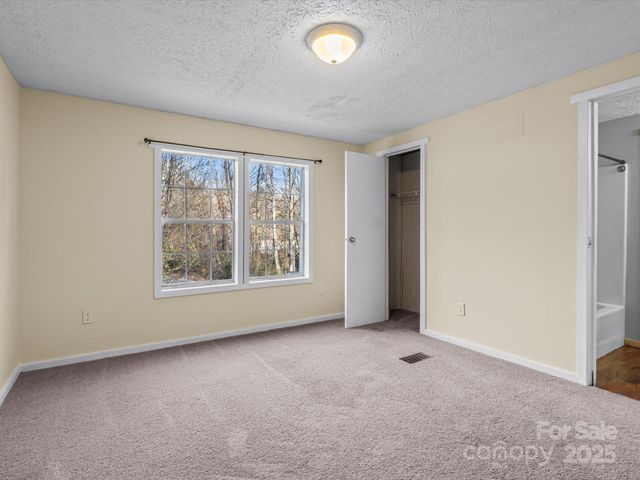 205 Kirk Way, Candler, NC 28715