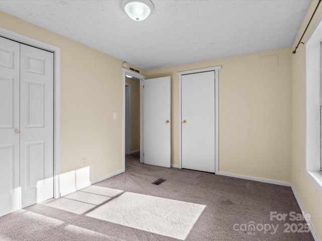 205 Kirk Way, Candler, NC 28715