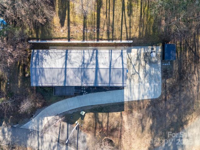 205 Kirk Way, Candler, NC 28715