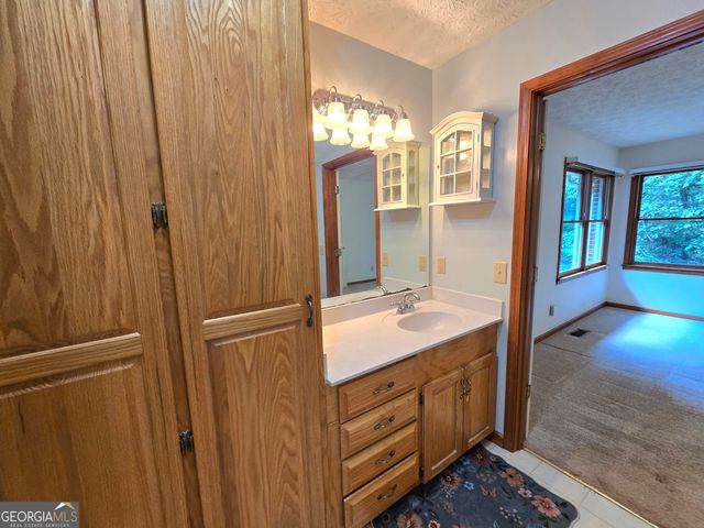 231 Orrs School Road, Jefferson, GA 30549