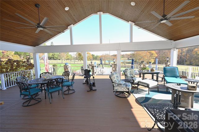 3768 Glenn Oaks Drive, Maiden, NC 28650