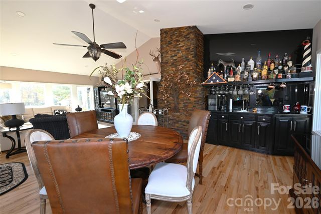 3768 Glenn Oaks Drive, Maiden, NC 28650