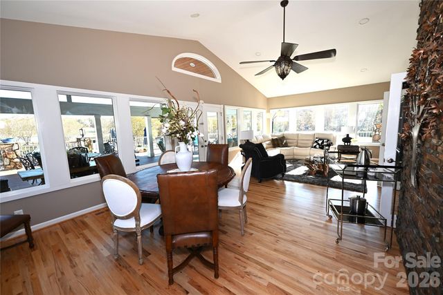 3768 Glenn Oaks Drive, Maiden, NC 28650