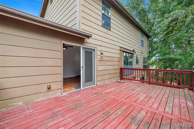 5116 Suson Oaks Court, St Louis, MO 63128