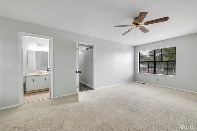 5116 Suson Oaks Court, St Louis, MO 63128