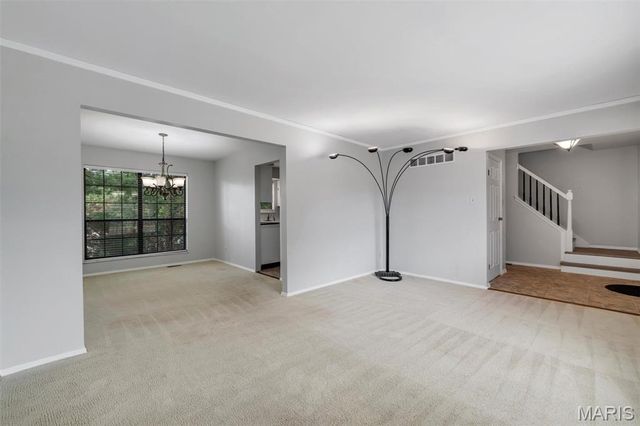 5116 Suson Oaks Court, St Louis, MO 63128