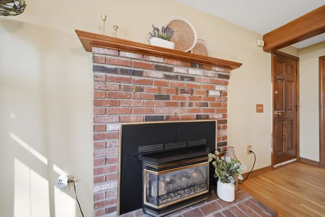 27 Winslow Farm Road, Hudson, NH 03051