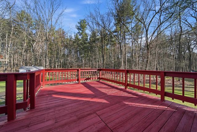 27 Winslow Farm Road, Hudson, NH 03051