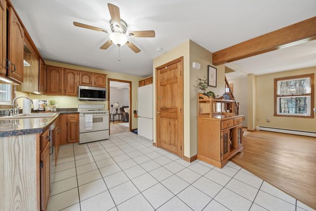 27 Winslow Farm Road, Hudson, NH 03051