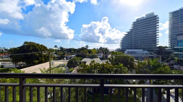 2300 NE 33rd Avenue 506, Fort Lauderdale, FL 33305