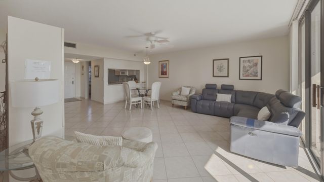 2300 NE 33rd Avenue 506, Fort Lauderdale, FL 33305