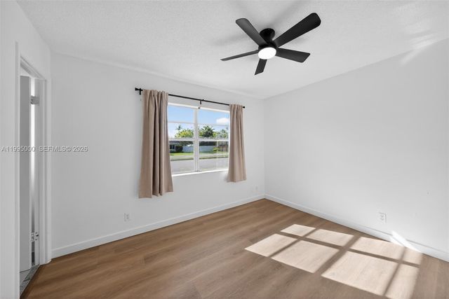 11550 SW 112th Ave, Miami, FL 33176