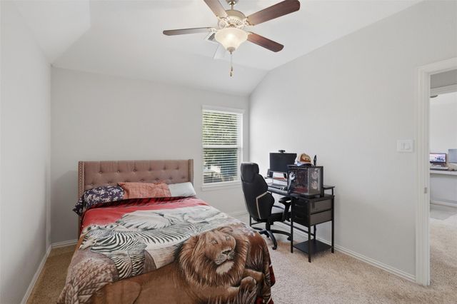 2244 Ivy Wall Drive, Conroe, TX 77301