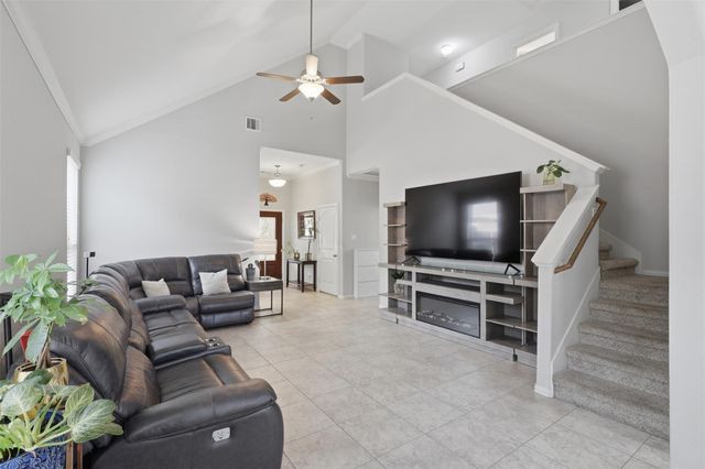 2244 Ivy Wall Drive, Conroe, TX 77301