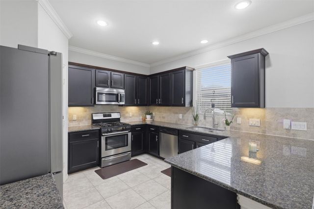 2244 Ivy Wall Drive, Conroe, TX 77301