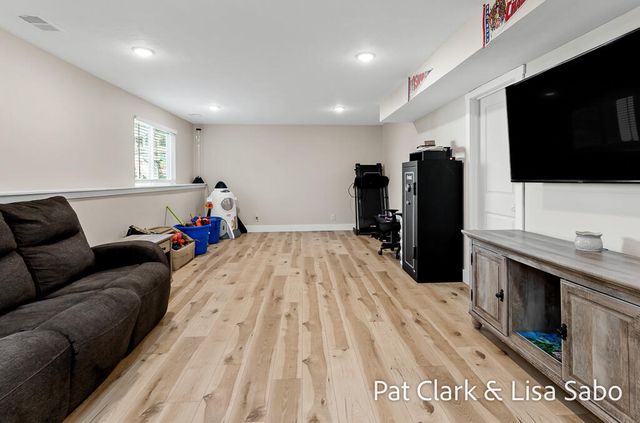 2426 Eagle Ridge, Fruitport Twp, MI 49444