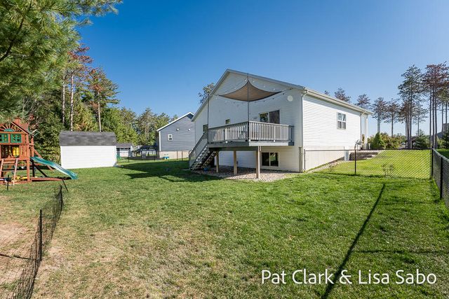 2426 Eagle Ridge, Fruitport Twp, MI 49444