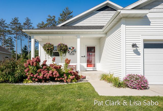 2426 Eagle Ridge, Fruitport Twp, MI 49444