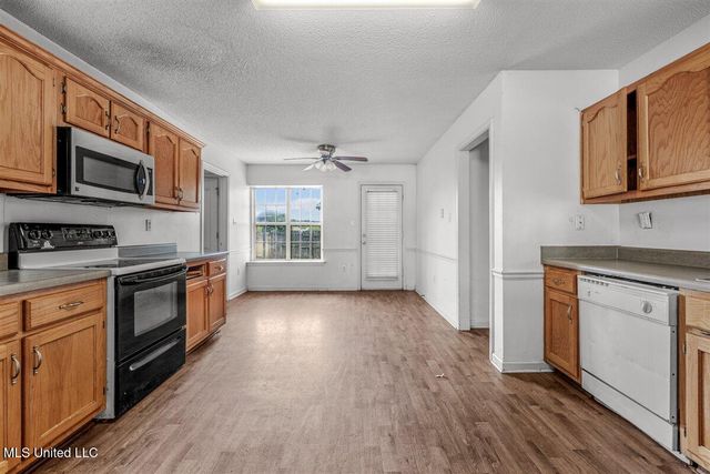 7424 Crystal Drive, Horn Lake, MS 38637