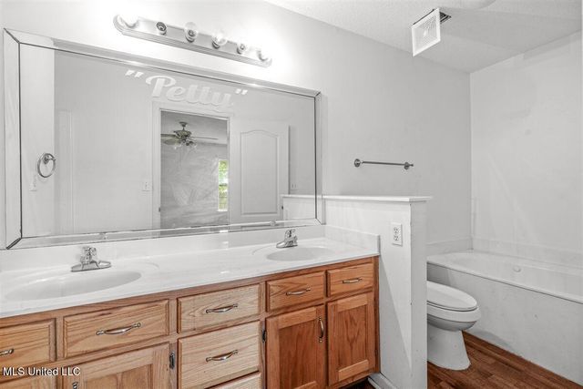 7424 Crystal Drive, Horn Lake, MS 38637