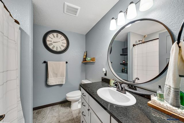 13889 TELLURIDE ST, Summerset, SD 57769