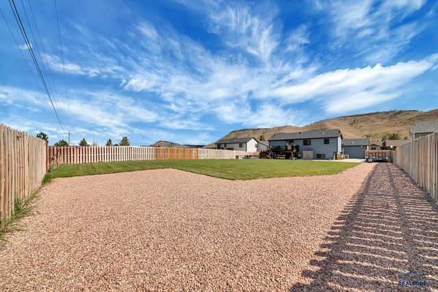 13889 TELLURIDE ST, Summerset, SD 57769