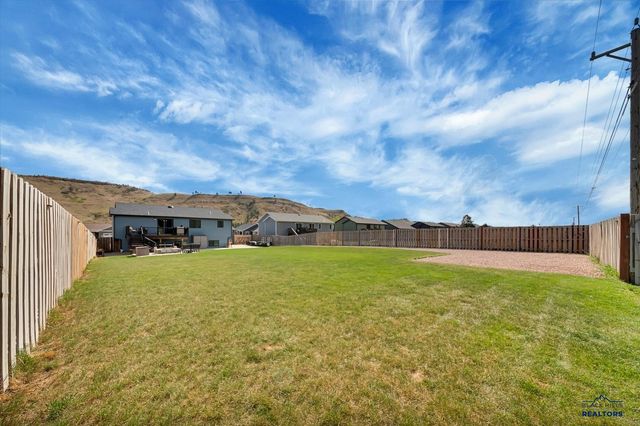 13889 TELLURIDE ST, Summerset, SD 57769