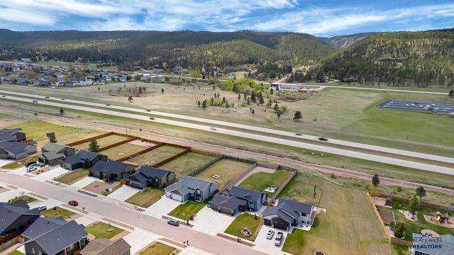 13889 TELLURIDE ST, Summerset, SD 57769