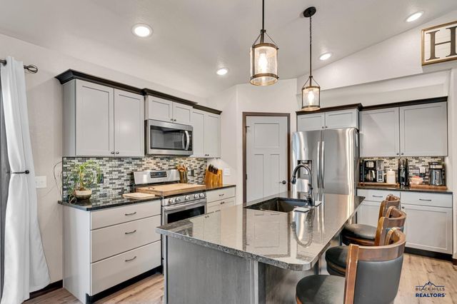 13889 TELLURIDE ST, Summerset, SD 57769