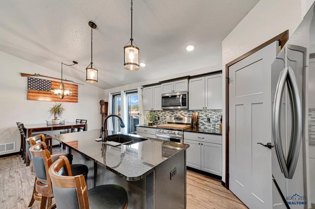 13889 TELLURIDE ST, Summerset, SD 57769
