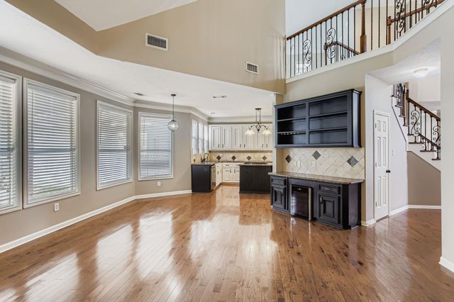 16313 Lobo Lane, Spring, TX 77379