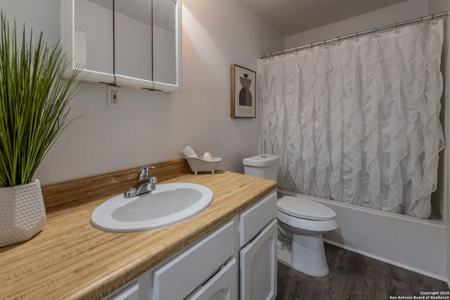 1543 GIBBS, San Antonio, TX 78202
