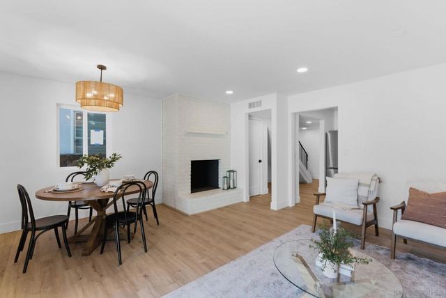 713 719 D AVENUE, Coronado, CA 92118