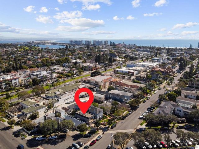 713 719 D AVENUE, Coronado, CA 92118