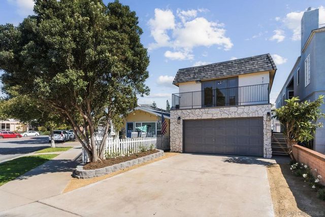 713 719 D AVENUE, Coronado, CA 92118