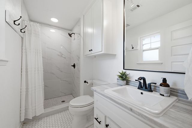 15104 Marek Lane, Guy, TX 77444
