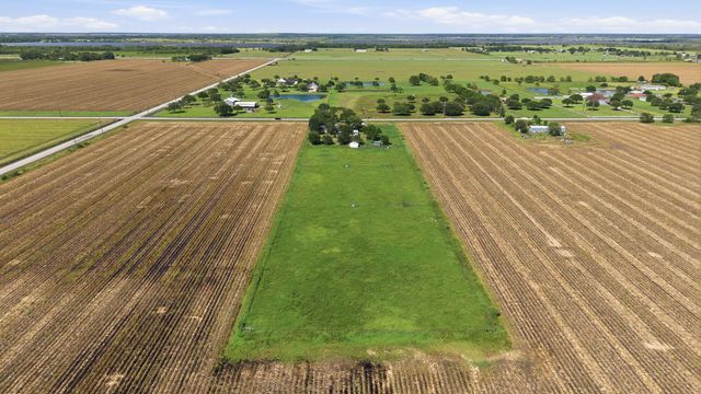 15104 Marek Lane, Guy, TX 77444