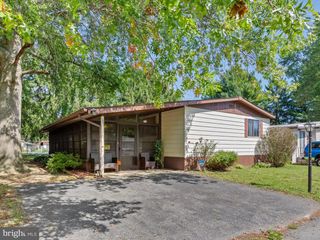 331 JEAN BRADLEY CIR #317, Frederica, DE 19946