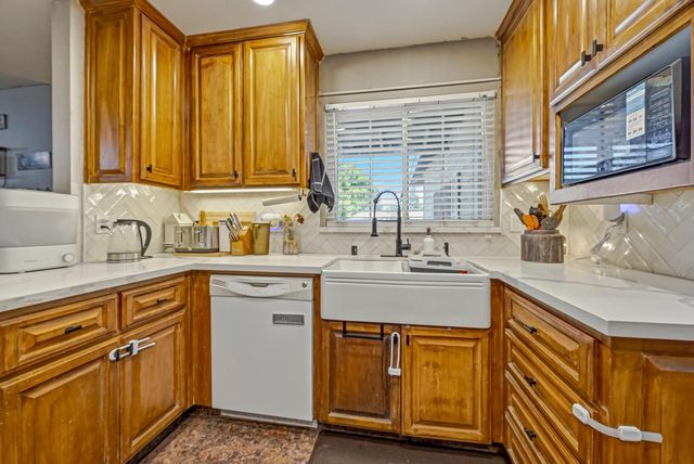 1870 Eucalyptus St, Atwater, CA 95301