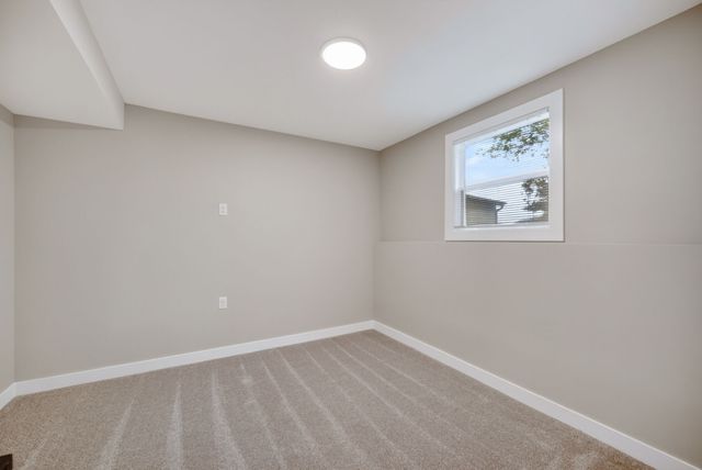 8642 Sunny Hill Drive, Clive, IA 50325
