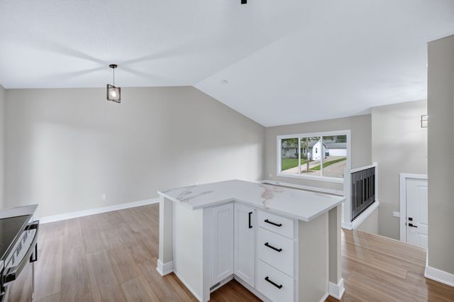 8642 Sunny Hill Drive, Clive, IA 50325
