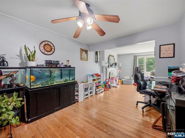 33 Prospect Street, Paramus, NJ 07652
