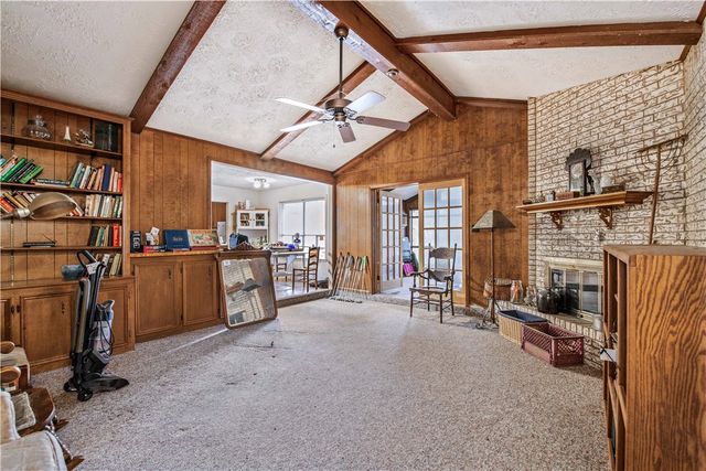 2500 Briarwood Circle, Bryan, TX 77802