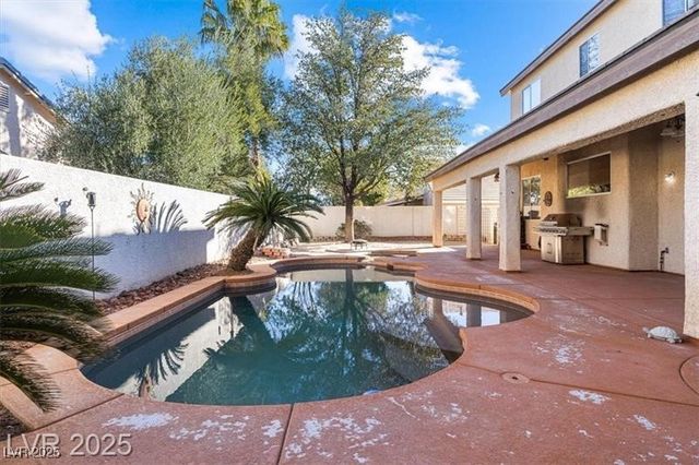 8728 Burning Hide Avenue, Las Vegas, NV 89143